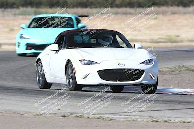 media/Sep-15-2024-Speed Ventures (Sun) [[7a54f7ed2f]]/Purple Group/Session 1 (Outside Grapevine)/
